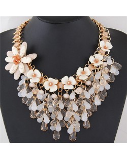 Sweet Resin Gems Waterdrops with Turquoise Flowers Decorated Short Fashion Necklace - White