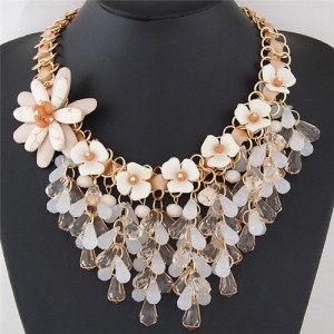 Sweet Resin Gems Waterdrops with Turquoise Flowers Decorated Short Fashion Necklace - White