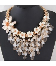 Sweet Resin Gems Waterdrops with Turquoise Flowers Decorated Short Fashion Necklace - White