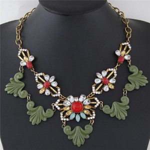 Vintage Court Hollow Floral Fashion Short Necklace