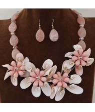 Seashell and Stone Flower Theme Dimensional Fashion Necklace and Earrings Set - Pink