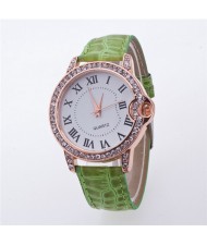 Luxurious Rhinestone Rimmed Roman Character Crocodile Skin Texture Wristband Fashion Watch - Green