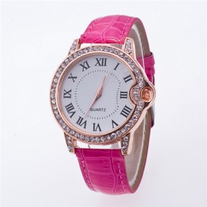 Luxurious Rhinestone Rimmed Roman Character Crocodile Skin Texture Wristband Fashion Watch - Rose