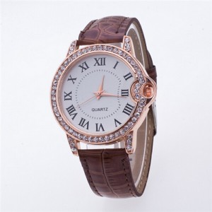 Luxurious Rhinestone Rimmed Roman Character Crocodile Skin Texture Wristband Fashion Watch - Coffee