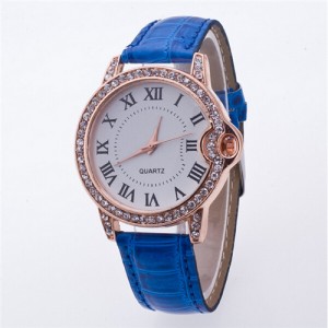 Luxurious Rhinestone Rimmed Roman Character Crocodile Skin Texture Wristband Fashion Watch - Royal Blue