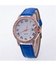 Luxurious Rhinestone Rimmed Roman Character Crocodile Skin Texture Wristband Fashion Watch - Royal Blue