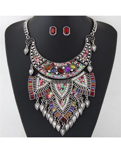 Blended Gems and Mini Beads Arch Pendant Fashion Short Necklace and Earrings Set - Multicolor