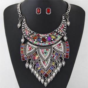 Blended Gems and Mini Beads Arch Pendant Fashion Short Necklace and Earrings Set - Multicolor