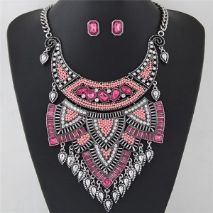Blended Gems and Mini Beads Arch Pendant Fashion Short Necklace and Earrings Set - Pink