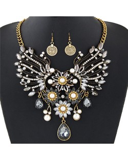 Dazzling Flowers and Hollow Angel Wings Combo Design Fashion Necklace and Coin Earrings Set - Gray