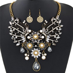 Dazzling Flowers and Hollow Angel Wings Combo Design Fashion Necklace and Coin Earrings Set - Gray