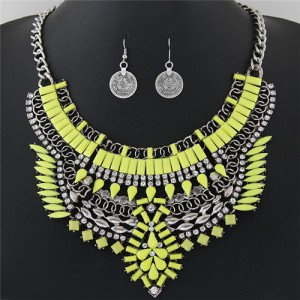 Fluorescent Color Resin Gems and Rhinestone Combined Floral Pattern Fashion Necklace and Earrings Set - Yellow