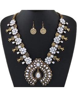 Turquoise Embellished Bohemian Floral Fashion Necklace and Earrings Set - Copper and White