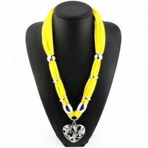 Hollow Floral Design Heart Pendant Fashion Scarf Necklace - Yellow