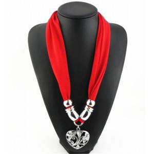 Hollow Floral Design Heart Pendant Fashion Scarf Necklace - Red