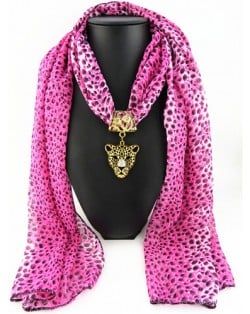 Wild Leopard Head Pendant Leopard Prints Fashion Scarf Necklace - Fuchsia