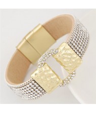 Rhinestones All-over Coarse Buckle Design Magnetic Lock Fashion Bangle - White