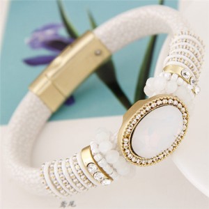 Oval Gems Inlaid with Beads Decorations Coarse Snake Texture Design Magnetic Lock Leather Bangle - White