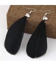 Elegant Feather Women Fashion Earrings - Black