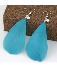 Elegant Feather Women Fashion Earrings - Blue