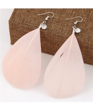 Elegant Feather Women Fashion Earrings - Pink