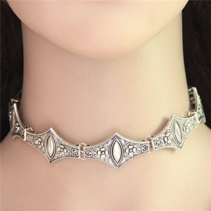 Western Punk Fashion Floral Engraving Design Silver Necklet