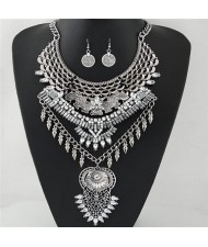 Fish Scale Design Rhinestone Embellished Hollow Floral Pendant Fashion Necklace and Earrings Set - Silver
