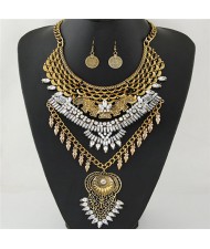Fish Scale Design Rhinestone Embellished Hollow Floral Pendant Fashion Necklace and Earrings Set - Golden