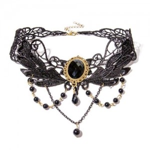 Vintage Hollow Floral Pattern with Black Peach Pendant Lace Fashion Necklet