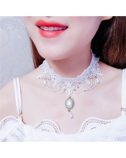 Royal Vintage Floral Pendant Tassel Design White Lace Fashion Necklace