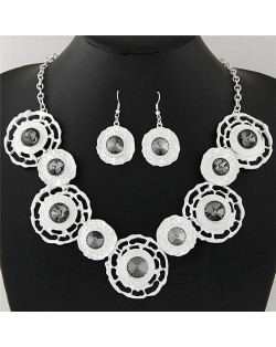 Glass Gem Inlaid Abstract Flowers Chunky Fashion Necklace and Earrings Set - Silver