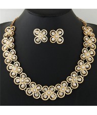 Rhinestones Inlaid Graceful Butterflies Pattern Statement Necklace and Earrings Set - Golden
