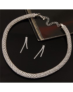 Rhinestones Inlaid Luxurious Royal Fashion Shining Necklace and Earrings Set - Silver White