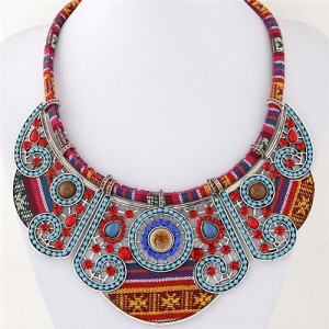Beads and Rhinestones Combined Hollow Floral Pattern Bohemian Fashion Costume Necklace - Silver and Blue