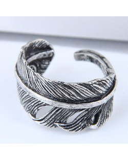 Vintage Feather Design Open Style High Fashion Ring