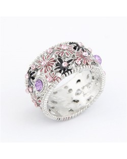 Rhinestone and Oil Spot Glazed Flowers Embellished Artistic Hollow Fashion Ring - Silver