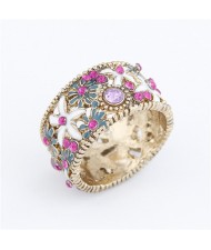 Rhinestone and Oil Spot Glazed Flowers Embellished Artistic Hollow Fashion Ring - Vintage Gold