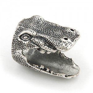 Crocodile Head Design Vintage Fashion Ring - Silver