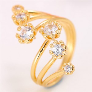 Korean Fashion Graceful Design Cubic Zirconia Inlaid Floral Ring - Golden
