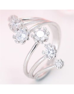 Korean Fashion Graceful Design Cubic Zirconia Inlaid Floral Ring - Silver