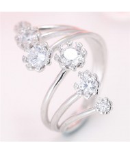 Korean Fashion Graceful Design Cubic Zirconia Inlaid Floral Ring - Silver