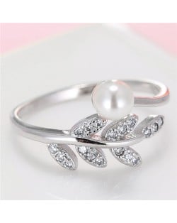 Pearl and Leaves Design Costume Fashion Ring - Silver