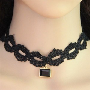 Black Square Gem Pendant Hollow Lips Design Lace Necklace