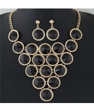 Resin Rounds Cluster Design Fashion Statement Necklace and Earrings Set - Black