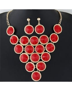 Resin Rounds Cluster Design Fashion Statement Necklace and Earrings Set - Red