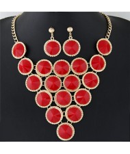Resin Rounds Cluster Design Fashion Statement Necklace and Earrings Set - Red