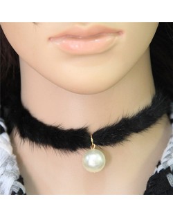 Pearl Pendant Artificial Mink Hair Short Fashion Necklace - Black