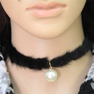Pearl Pendant Artificial Mink Hair Short Fashion Necklace - Black