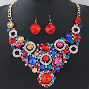 Shining Flower Hoops Cluster Chunky Fashion Necklace and Earrings Set - Multicolor