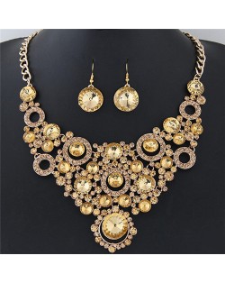 Shining Flower Hoops Cluster Chunky Fashion Necklace and Earrings Set - Golden